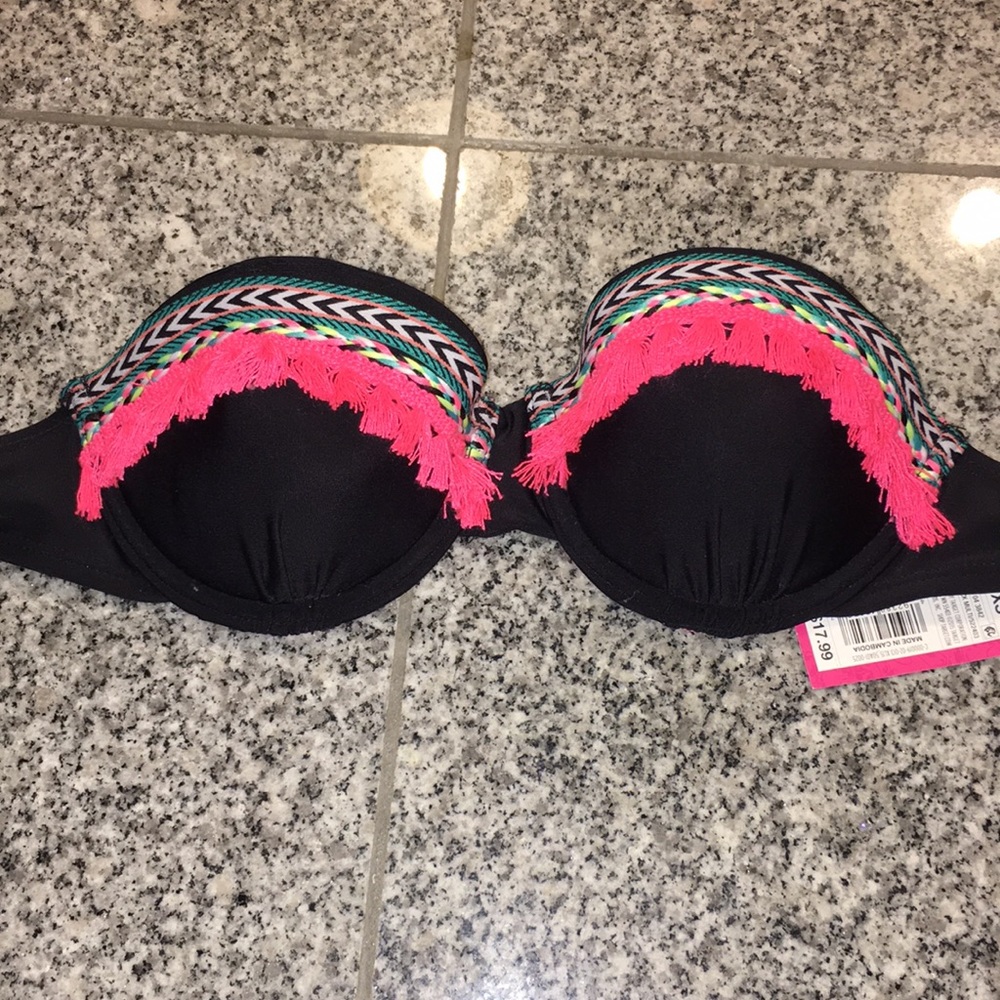Strapless bikini top